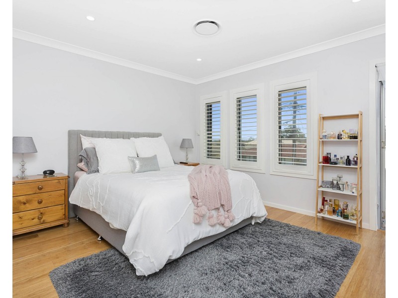 6  Grieve Crescent, Milperra NSW 2214