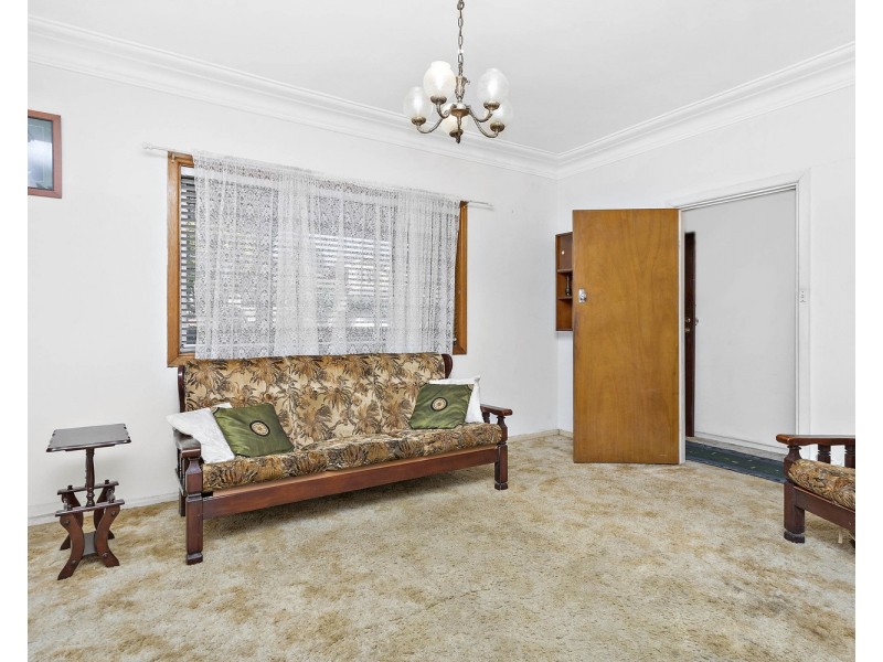 2 Paul Street, Panania NSW 2213