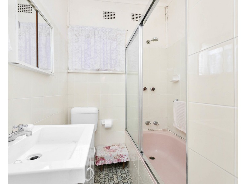 2 Paul Street, Panania NSW 2213