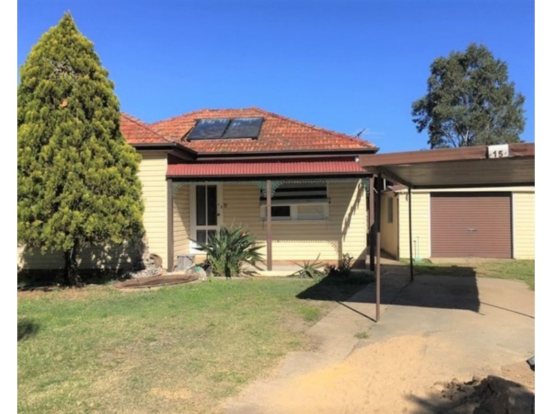 15 Forrest Road, East Hills NSW 2213
