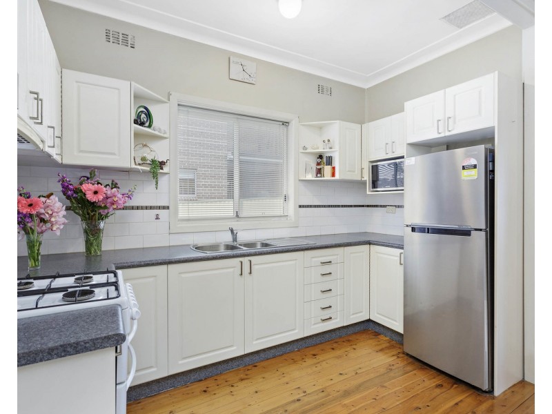 4 Dove Street, Revesby NSW 2212