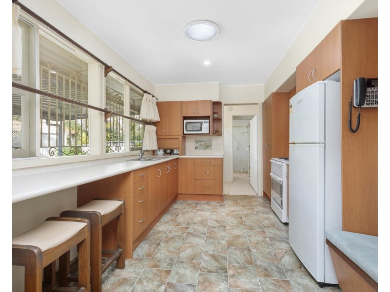 37 Lugarno Parade, Lugarno NSW 2210