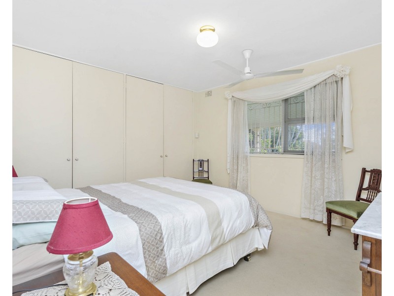 37 Lugarno Parade, Lugarno NSW 2210