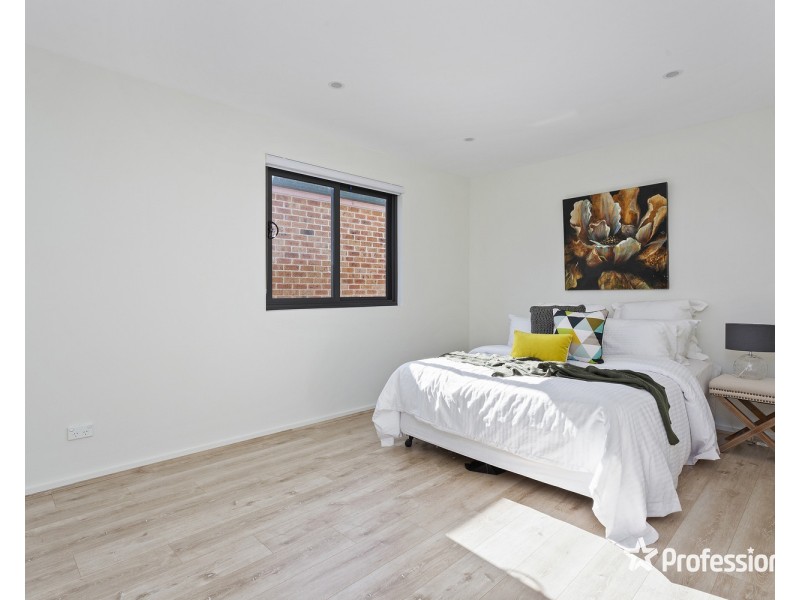 5 Centaur Street, Padstow NSW 2211