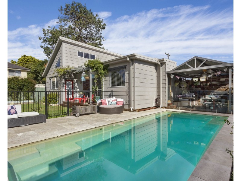 19 Worsley Avenue, East Hills NSW 2213