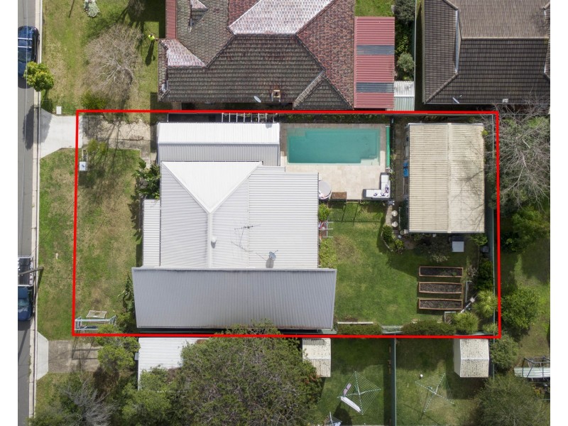 19 Worsley Avenue, East Hills NSW 2213