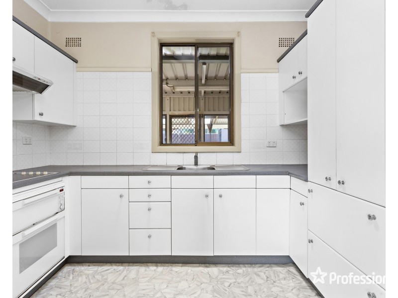 35 Astley Avenue, Padstow NSW 2211