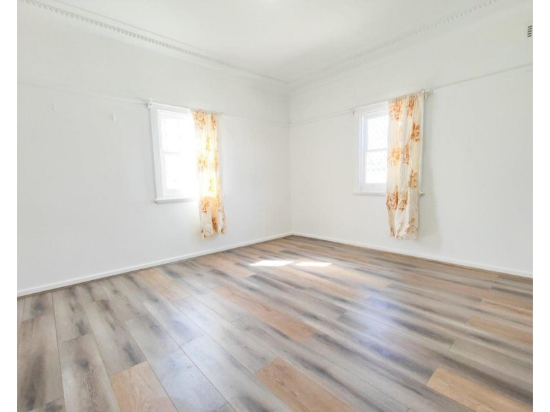 90 Davies Road, Padstow NSW 2211