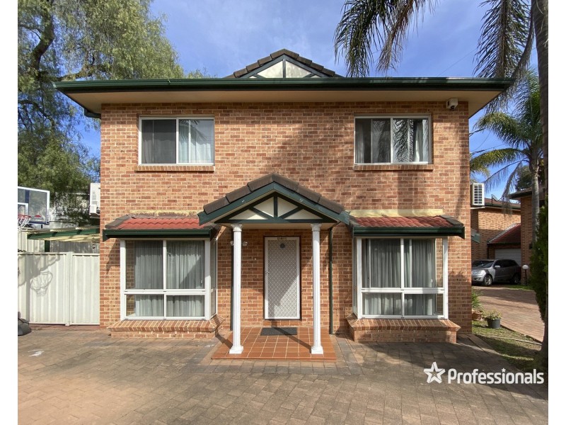 4/9 Redwood Place, Padstow Heights NSW 2211