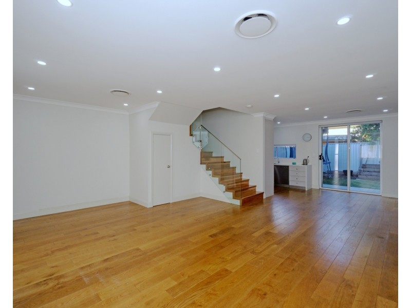 18 Greenway Parade, Revesby NSW 2212