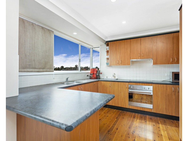 829A Henry Lawson Drive, Picnic Point NSW 2213