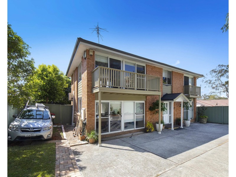 829A Henry Lawson Drive, Picnic Point NSW 2213