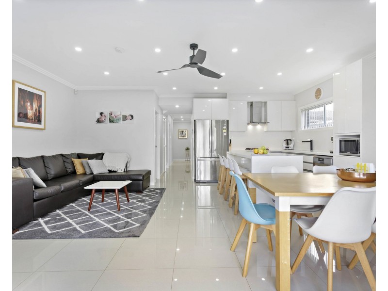 1 Harford Avenue, East Hills NSW 2213