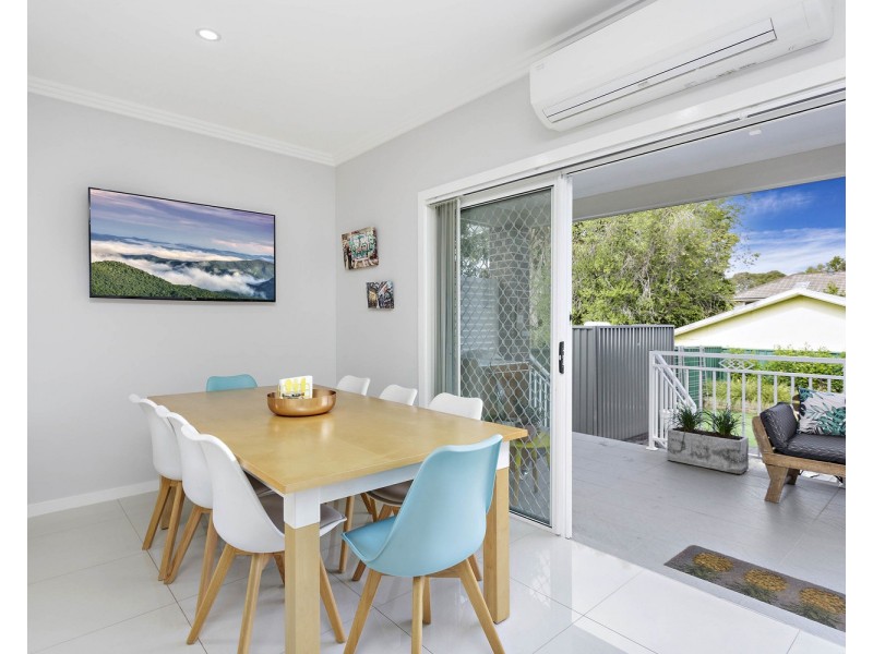 1 Harford Avenue, East Hills NSW 2213