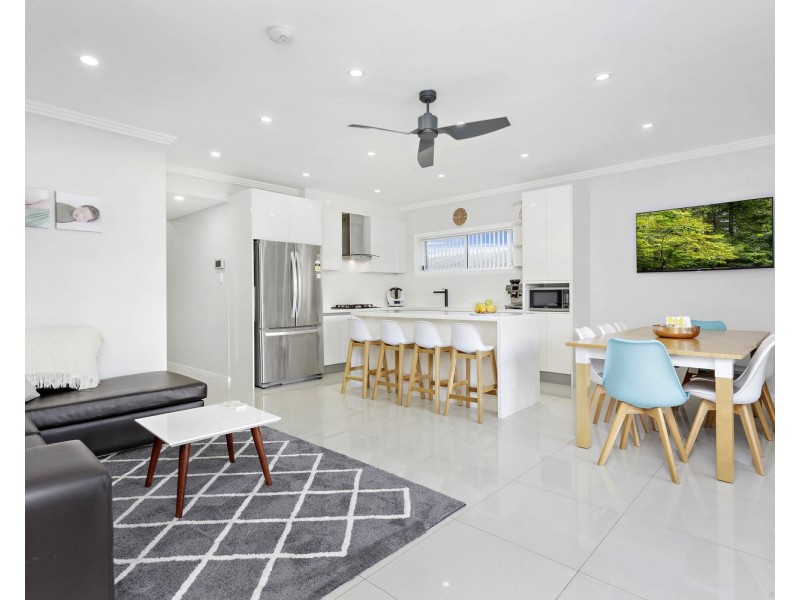 1 Harford Avenue, East Hills NSW 2213