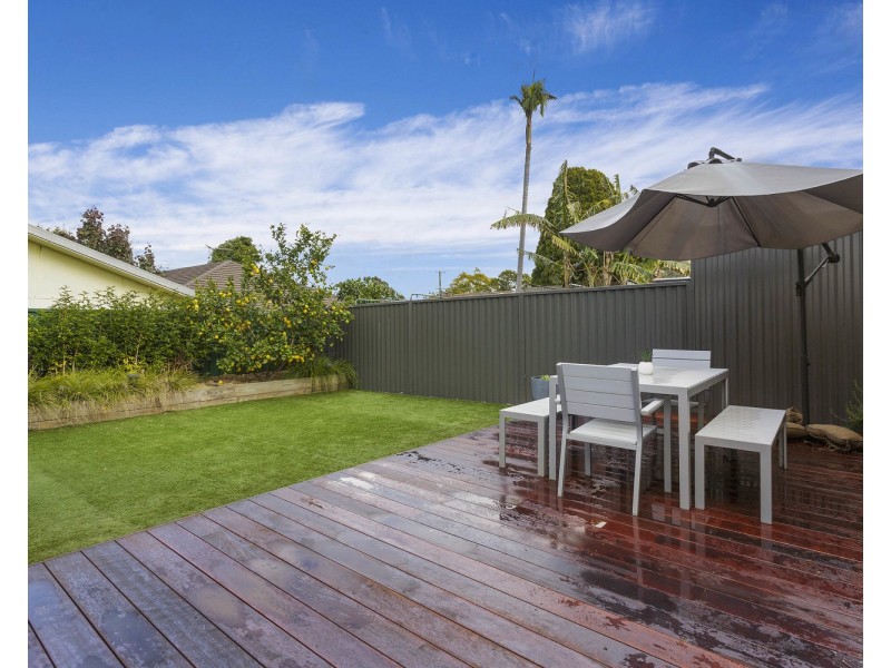 1 Harford Avenue, East Hills NSW 2213