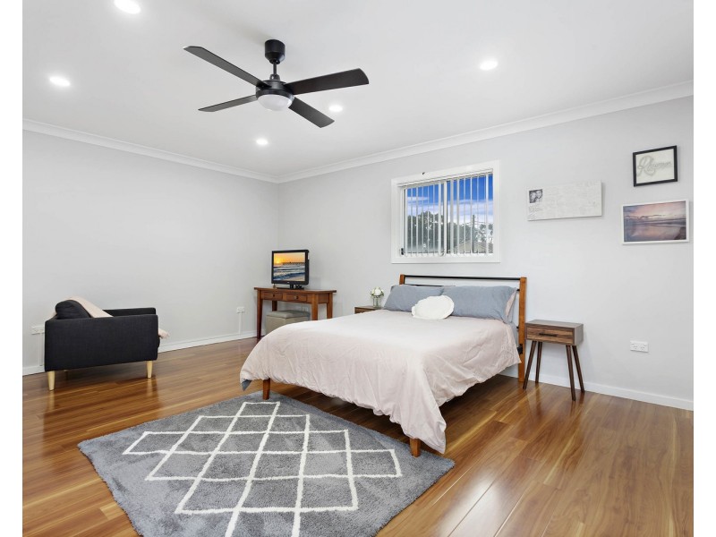 1 Harford Avenue, East Hills NSW 2213