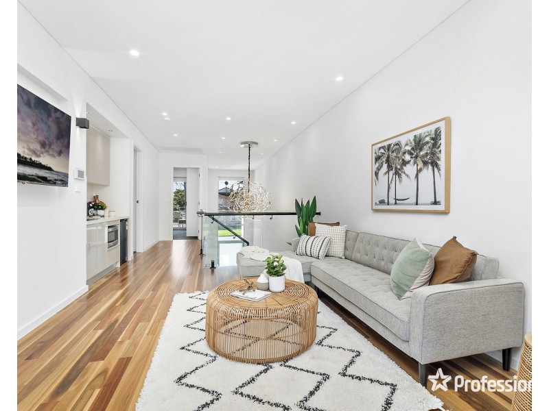 17 Gwandalan Road, Padstow NSW 2211