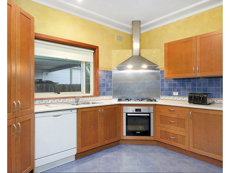 7 Wall Avenue, Panania NSW 2213