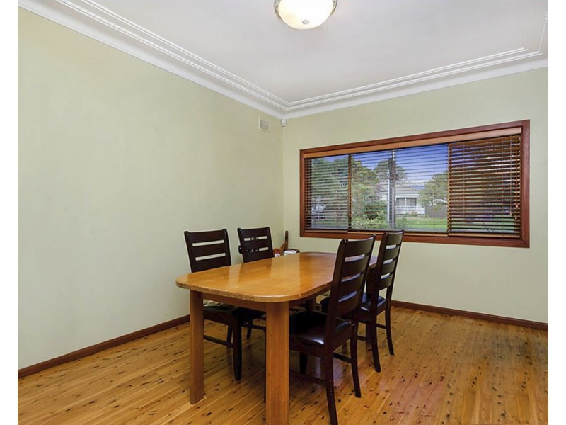 7 Wall Avenue, Panania NSW 2213