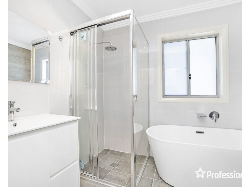 102 Howard Road, Padstow NSW 2211