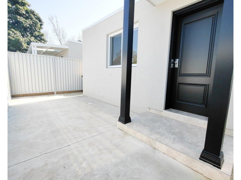 1/2B Treatt Avenue, Padstow NSW 2211