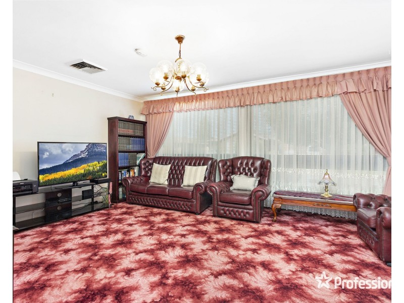 16 Eynham Road, Milperra NSW 2214