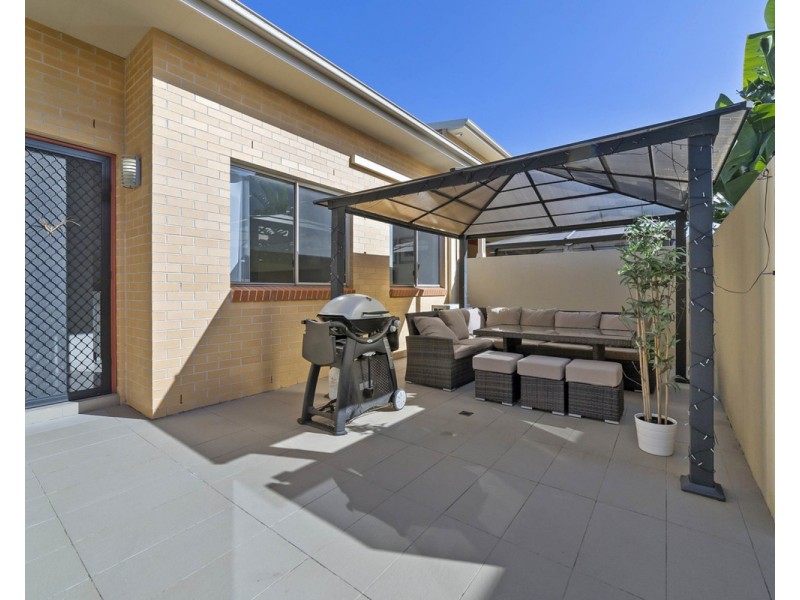 1/108 Boundary Road, Mortdale NSW 2223