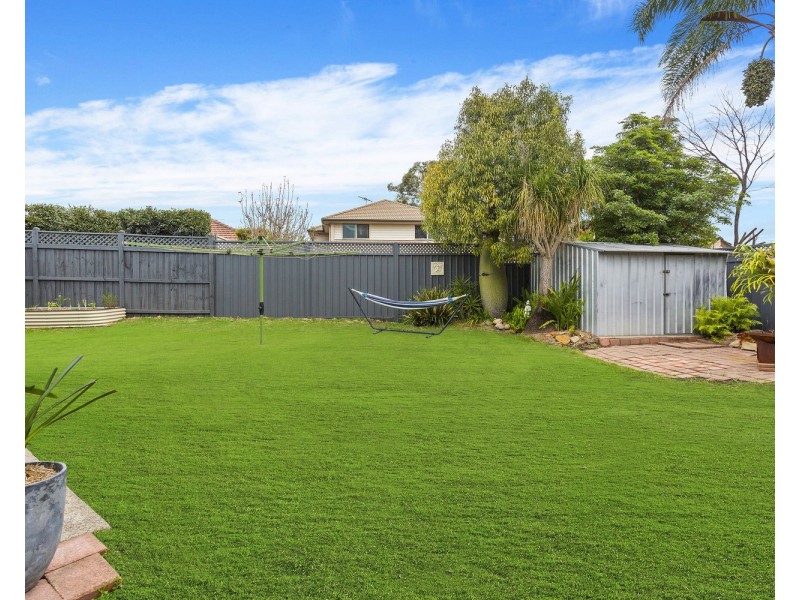 10 Denny Road, Picnic Point NSW 2213