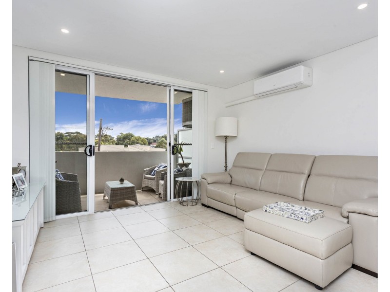 13/13-17 Peake Parade, Peakhurst NSW 2210