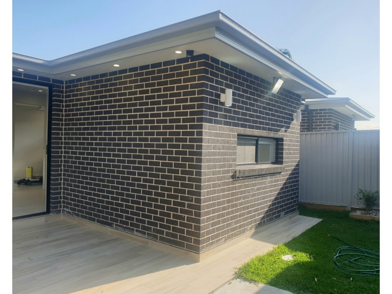 Flat/17a Gwandalan Road, Padstow NSW 2211