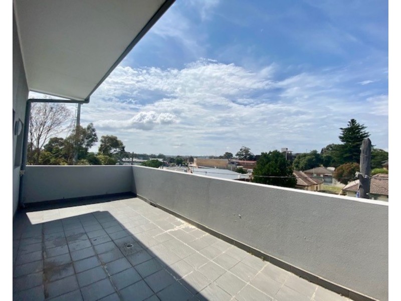 2/20 Howard Road, Padstow NSW 2211