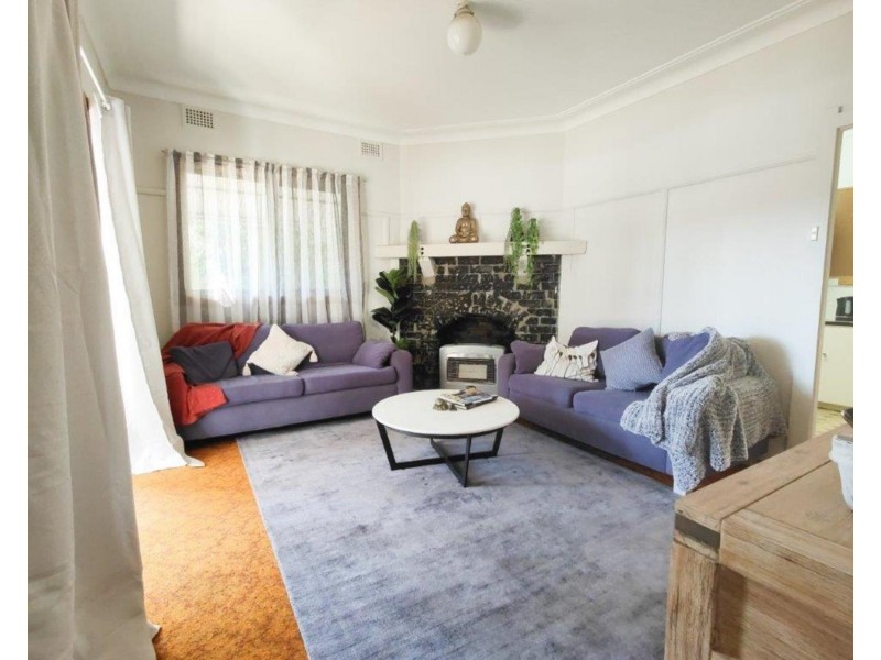 23 Barry Avenue, Mortdale NSW 2223