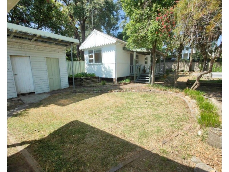 23 Barry Avenue, Mortdale NSW 2223