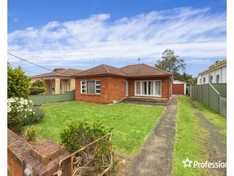 42 Lambeth Street, Panania NSW 2213