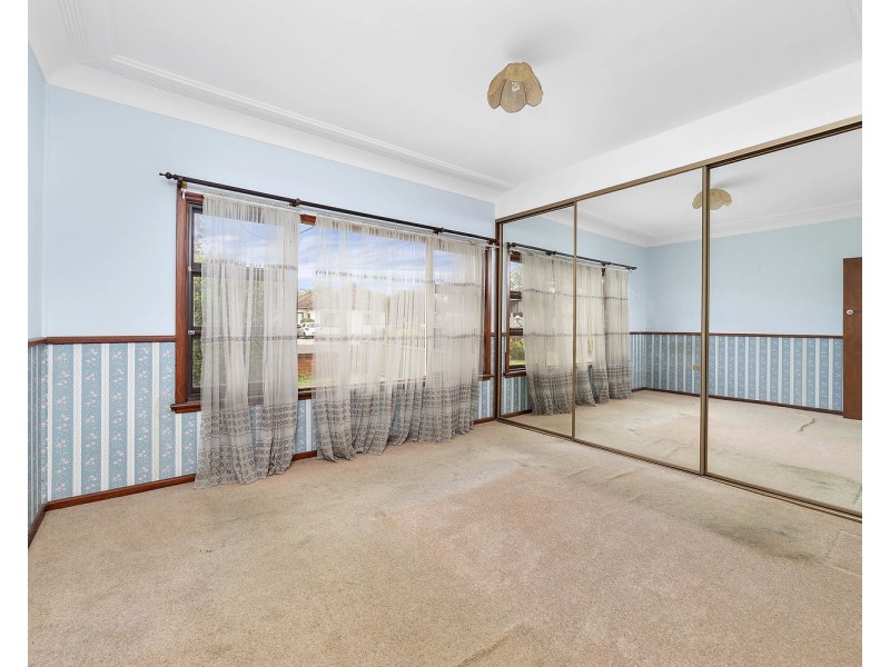 42 Lambeth Street, Panania NSW 2213