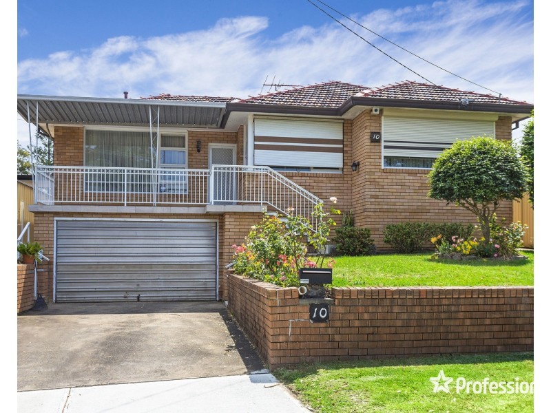 10 Marsden Crescent, Peakhurst NSW 2210