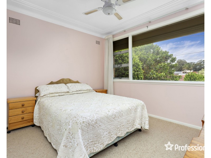 10 Marsden Crescent, Peakhurst NSW 2210