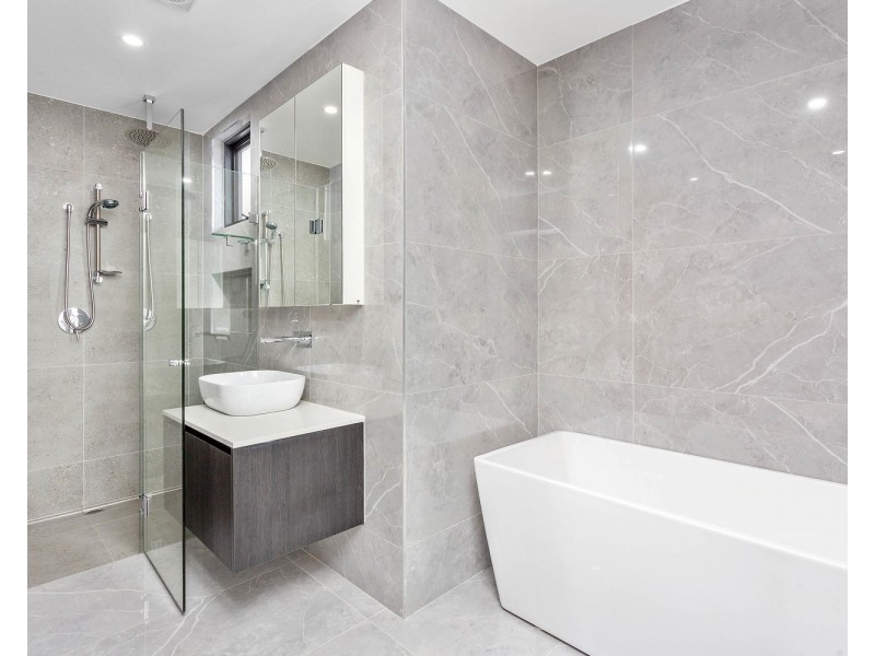 4A Burbank Avenue, East Hills NSW 2213