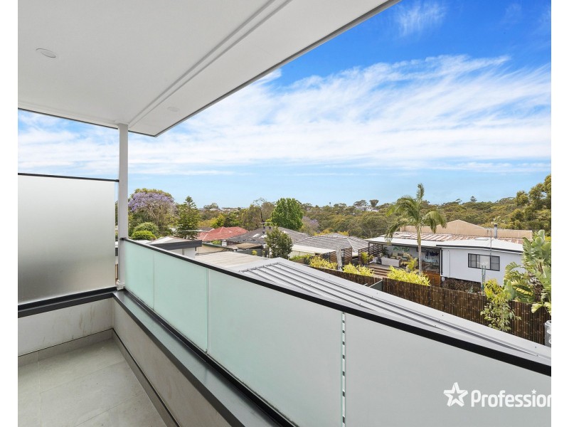 70 Thomas Street, Picnic Point NSW 2213