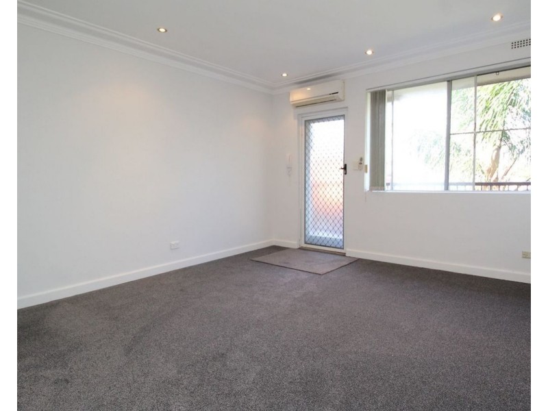 13/74 Phillip Street, Roselands NSW 2196