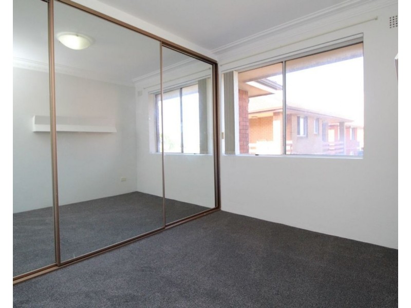 13/74 Phillip Street, Roselands NSW 2196