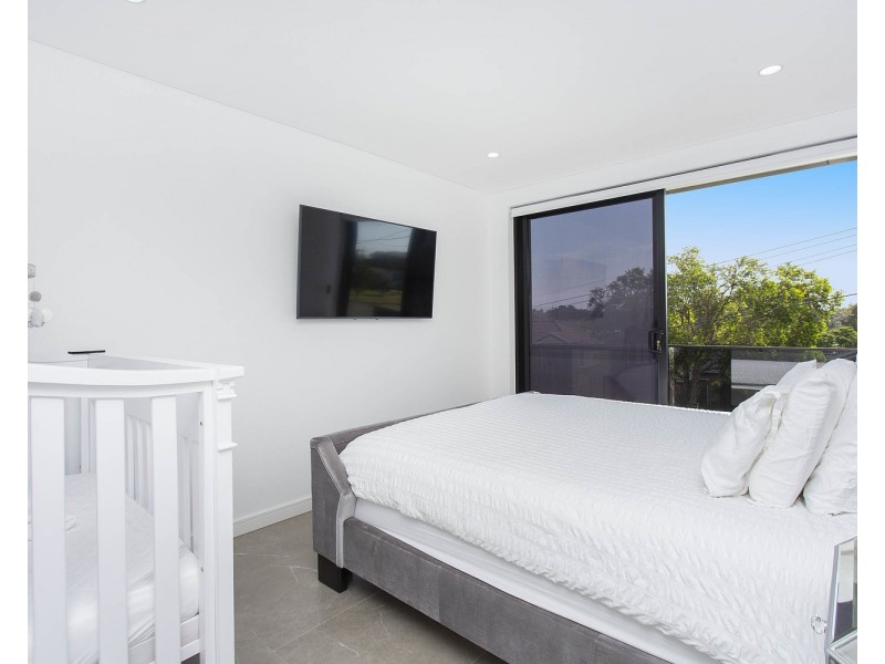 1 Fewtrell Avenue, Revesby Heights NSW 2212