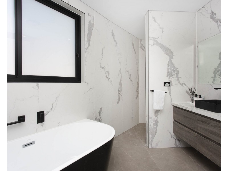 1 Fewtrell Avenue, Revesby Heights NSW 2212