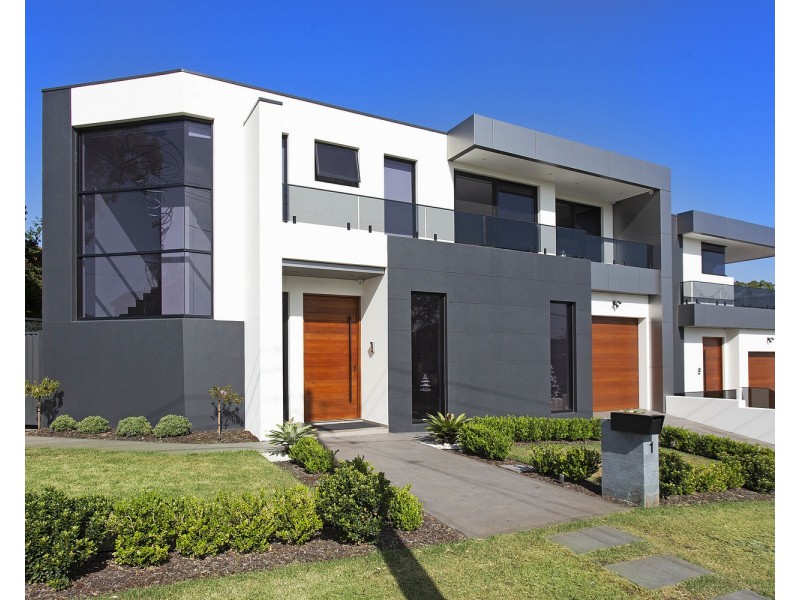 1 Fewtrell Avenue, Revesby Heights NSW 2212