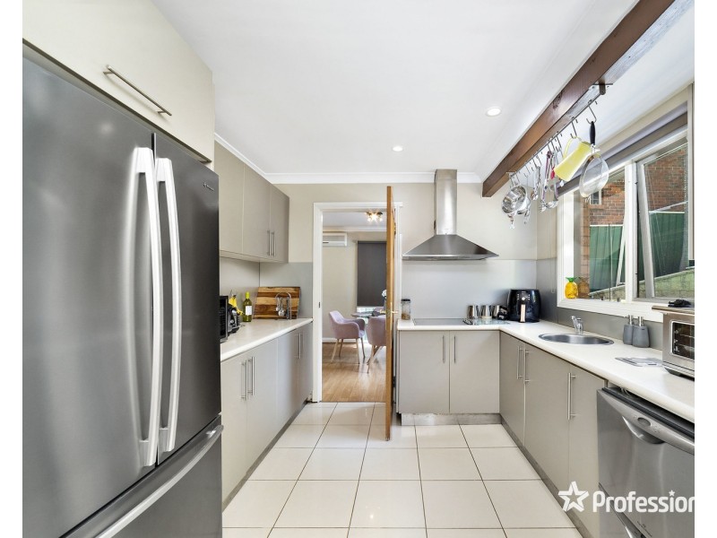 15 Wainwright Avenue, Padstow NSW 2211