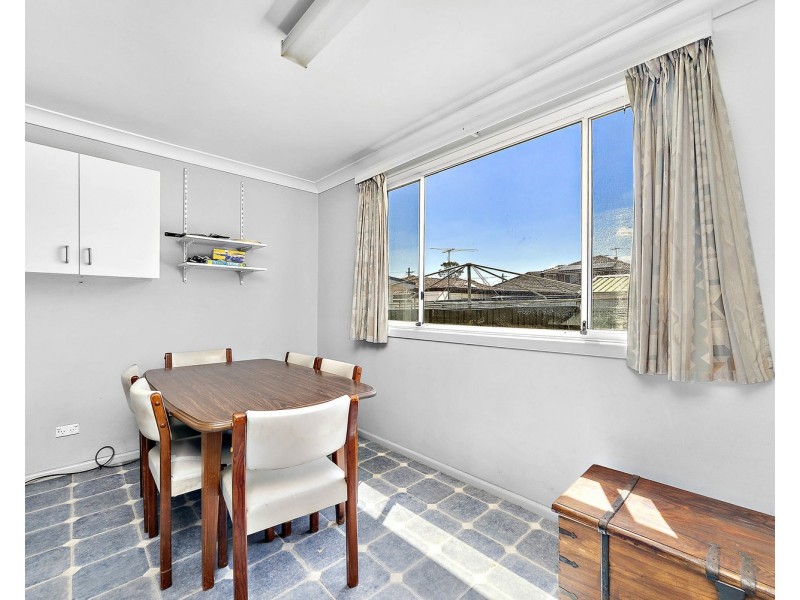 6 Alliance Avenue, Revesby NSW 2212