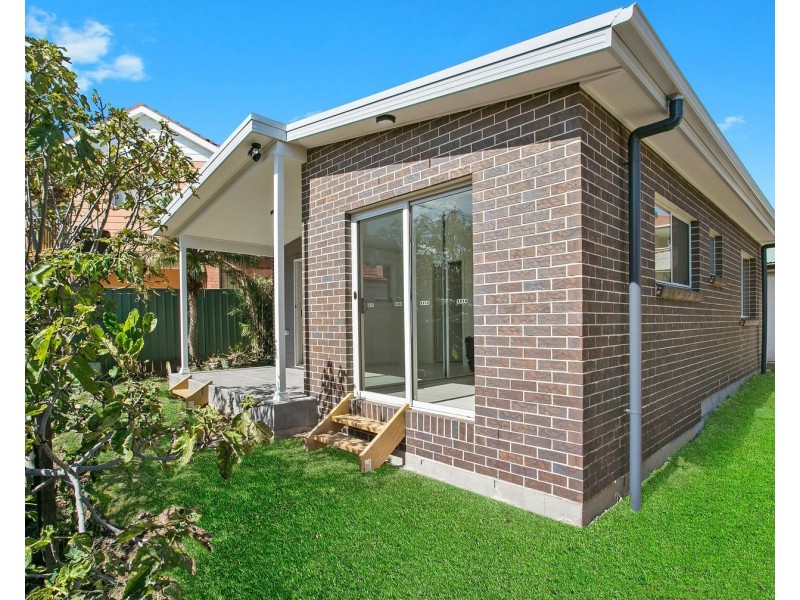 5A Carrisbrook Avenue, Punchbowl NSW 2196