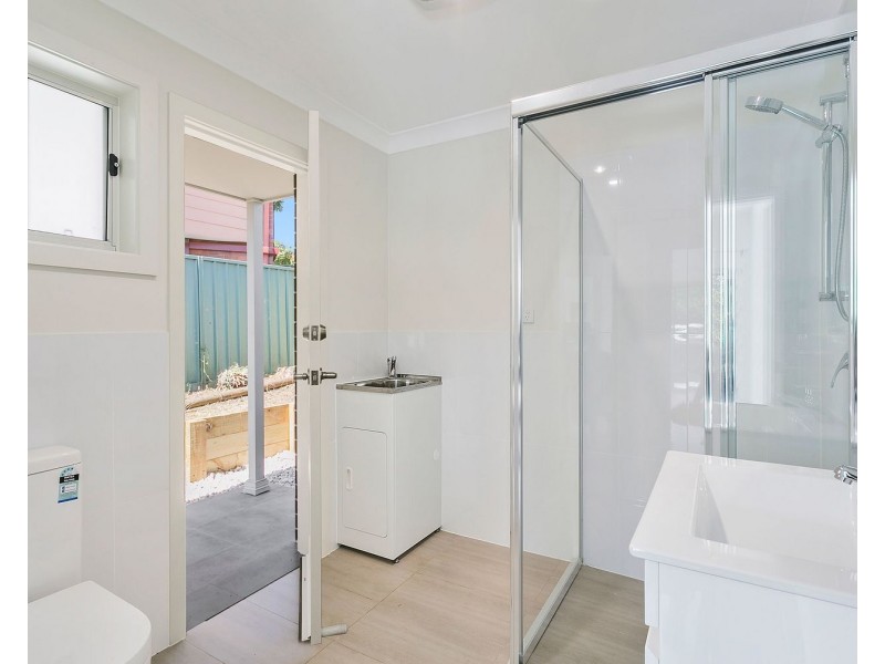 5A Carrisbrook Avenue, Punchbowl NSW 2196