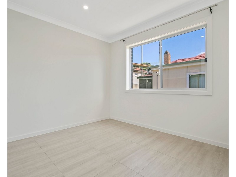 5A Carrisbrook Avenue, Punchbowl NSW 2196